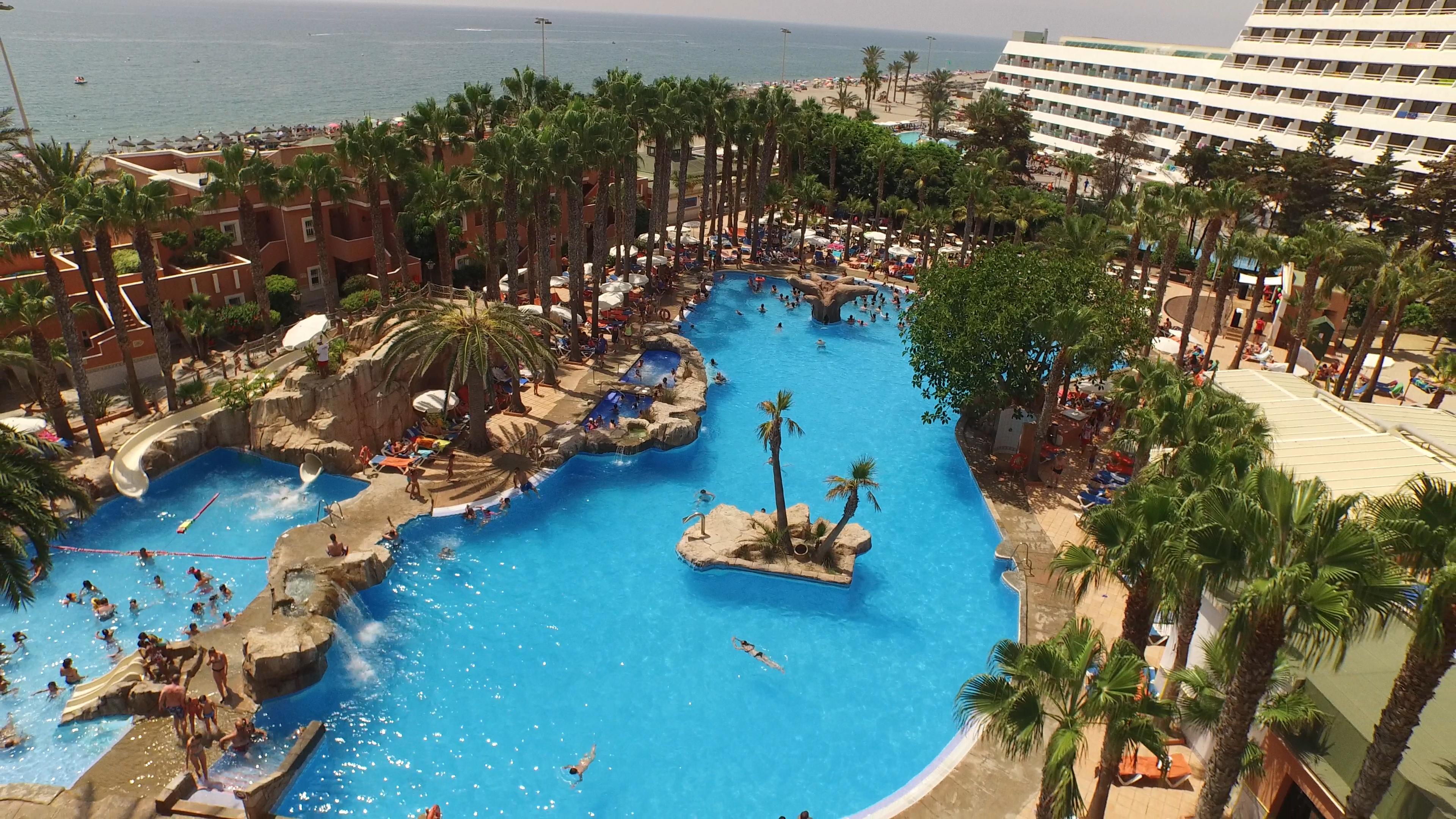 Отель Playacapricho Рокетас-де-Мар Экстерьер фото